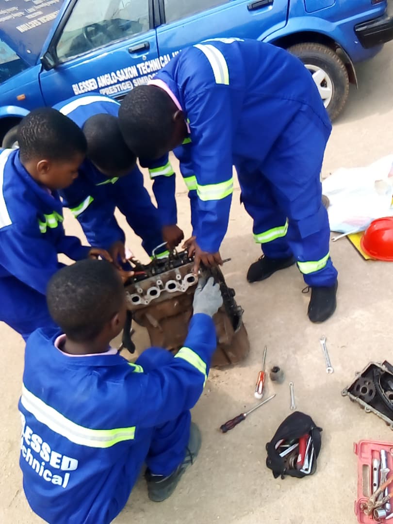 Auto Mechanics